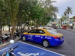 แท็กซี่ร้อยเอ็ดบริการทั่วไทย